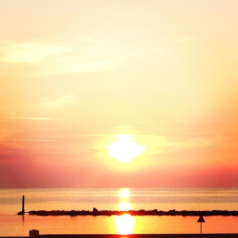 Hotel Teti Bellaria-Igea Marina Exteriör bild