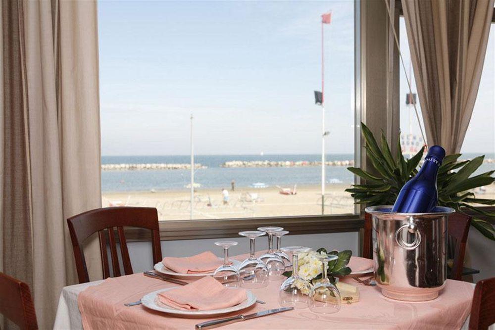 Hotel Teti Bellaria-Igea Marina Exteriör bild